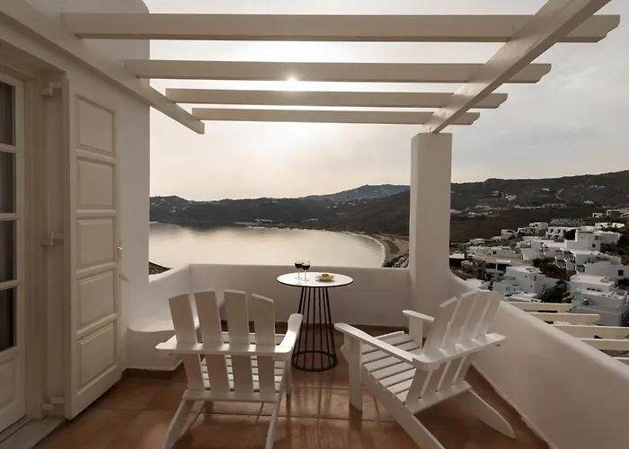 Cova Mykonos Suites