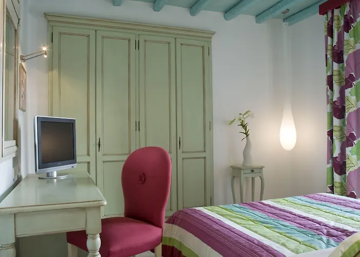 Arte & Mare Elia Luxury Suites And Villas
